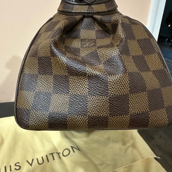 Louis Vuitton Damier Ebene Trevi PM - Picture 3 of 11